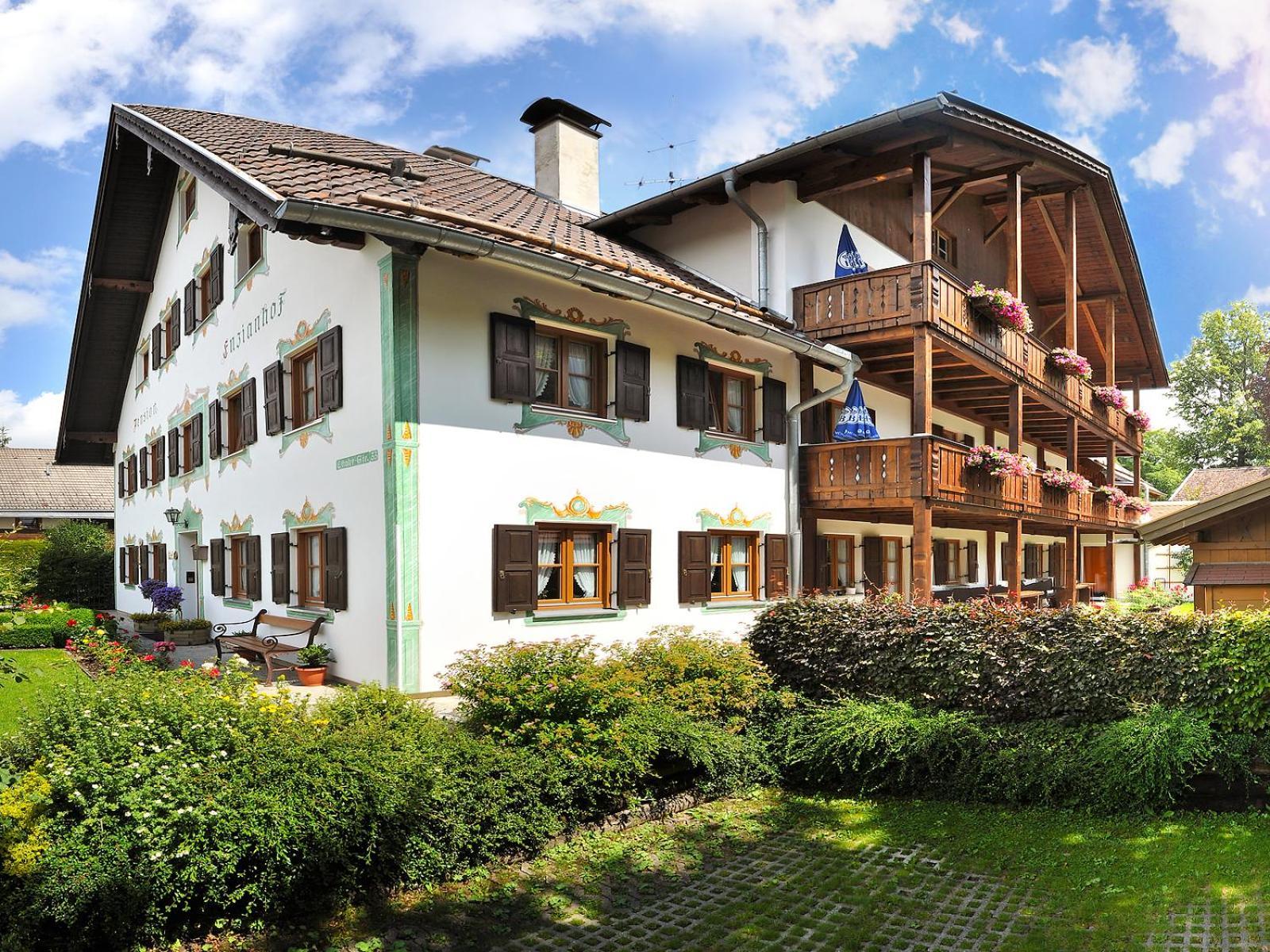 Gaestehaus Enzianhof Garni Oberammergau
