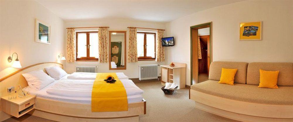 Pensión Gaestehaus Enzianhof Garni Oberammergau