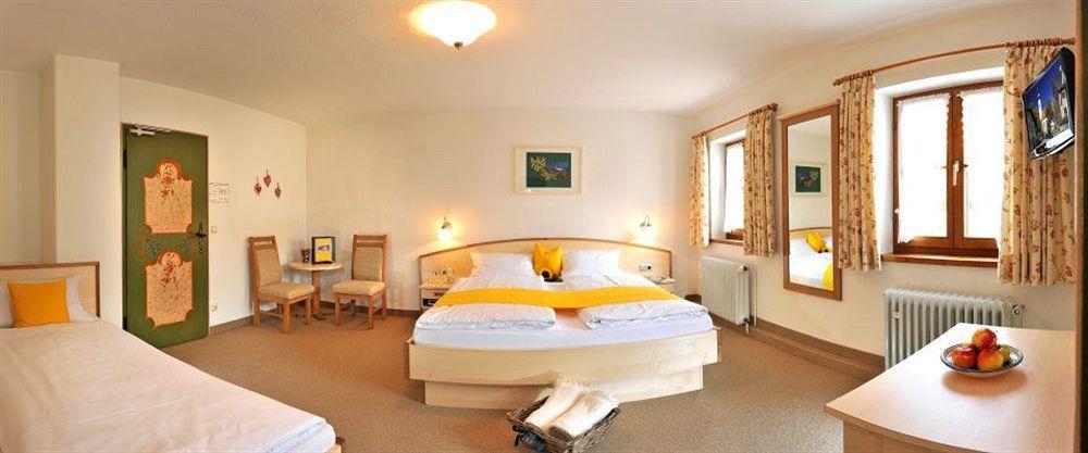 Gaestehaus Enzianhof Garni 3* Oberammergau