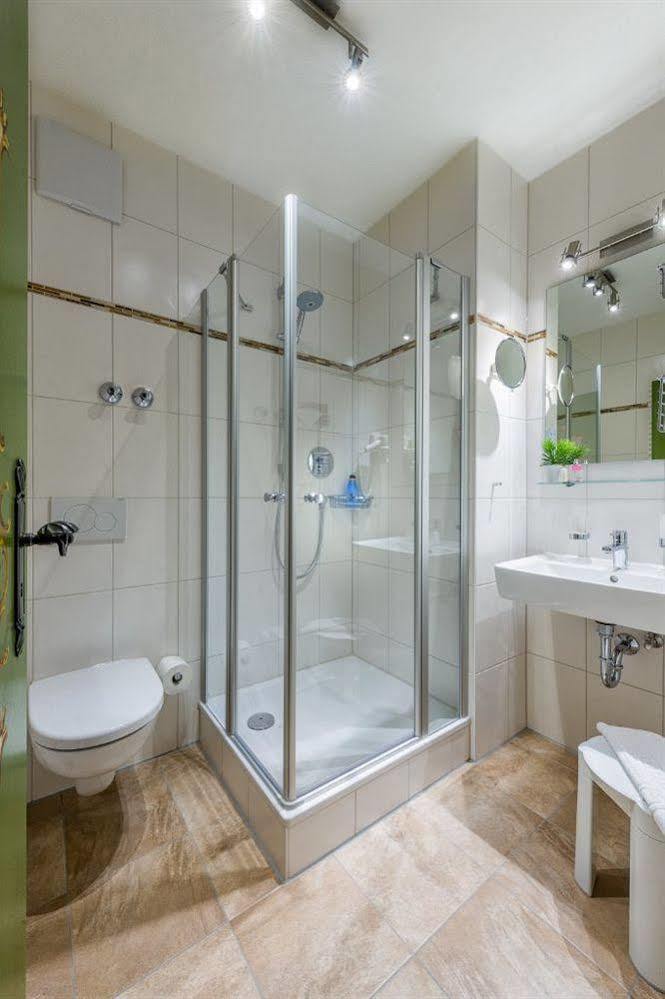 Gaestehaus Enzianhof Garni Pensión