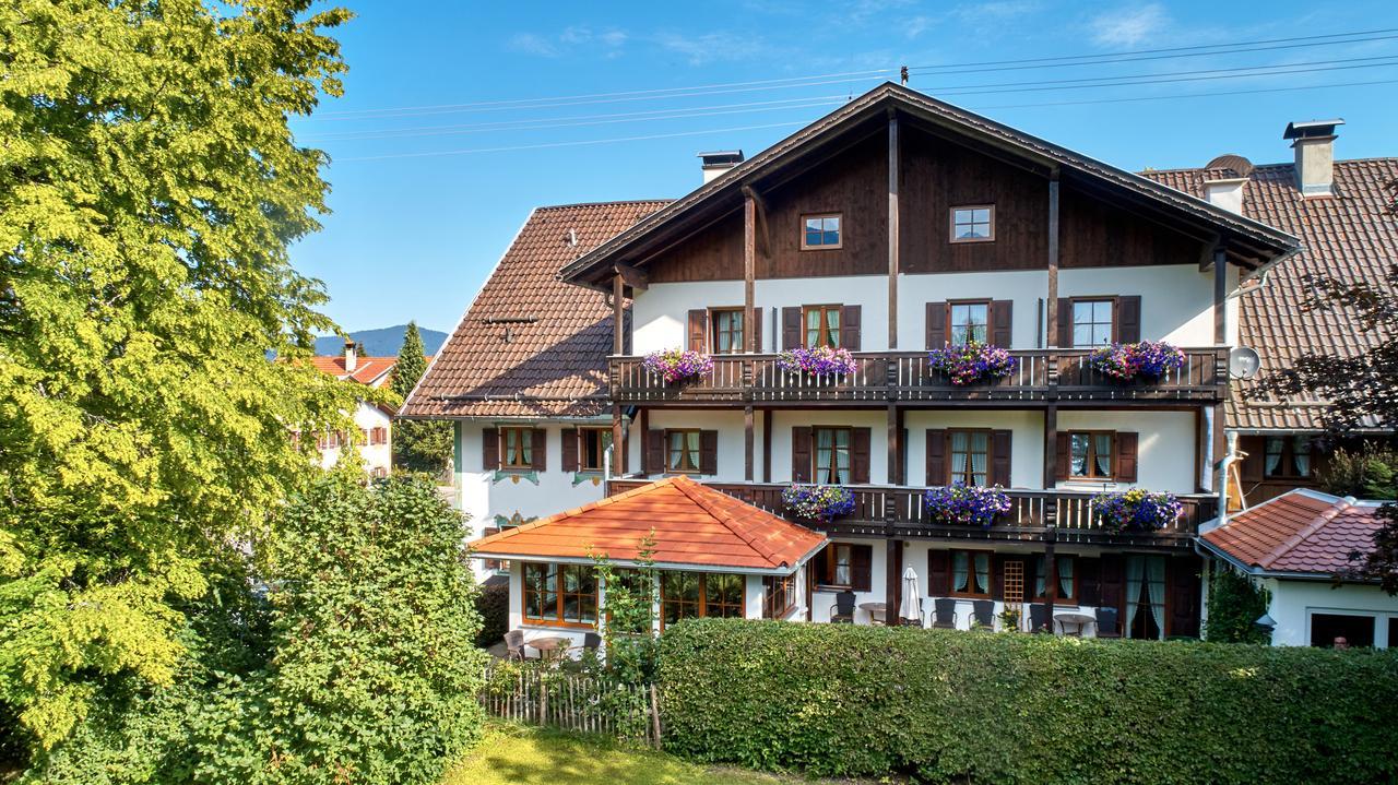 Gaestehaus Enzianhof Garni